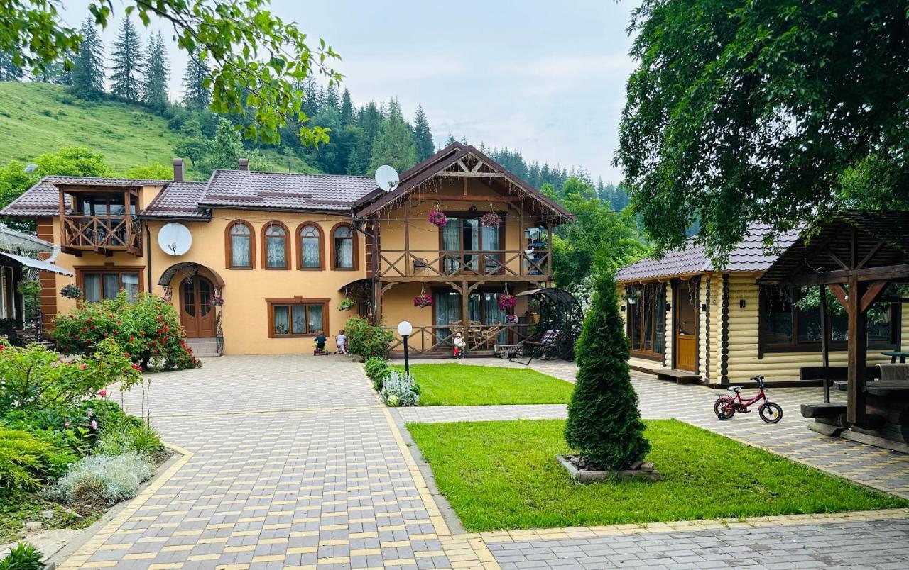Rodynnyi Zatyshok Pensionat Verchovyna Exteriör bild